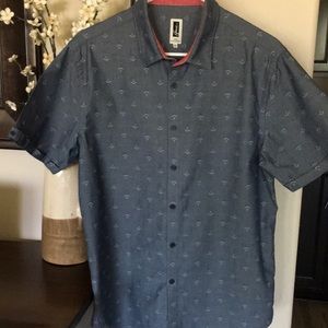 Howe Men’s shirt
